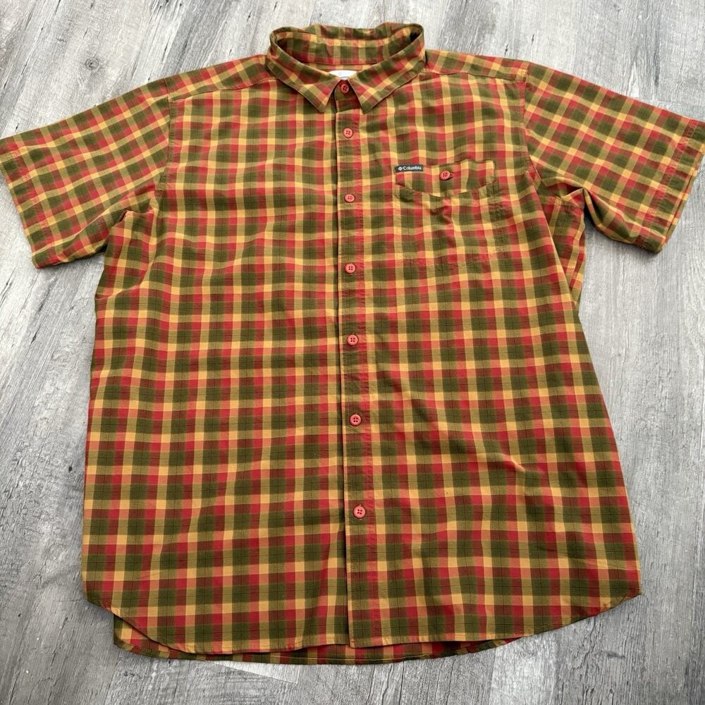 Columbia Performance Shirt Mens XL Gold Green Check Single Pocket Outdoor Hiking